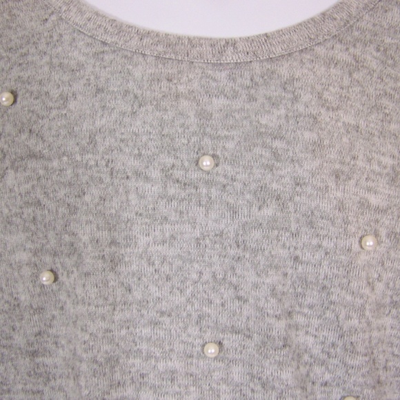 Lane Bryant Pearl Embellished Grey Sweater 22-24 - Picture 4 of 7